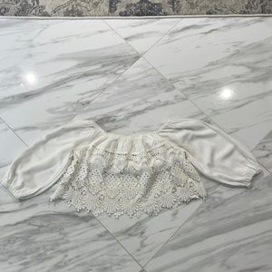 🌺🌺🌺L.A. HEARTS 🌺🌺🌺Off shoulders off white cropped top size small
